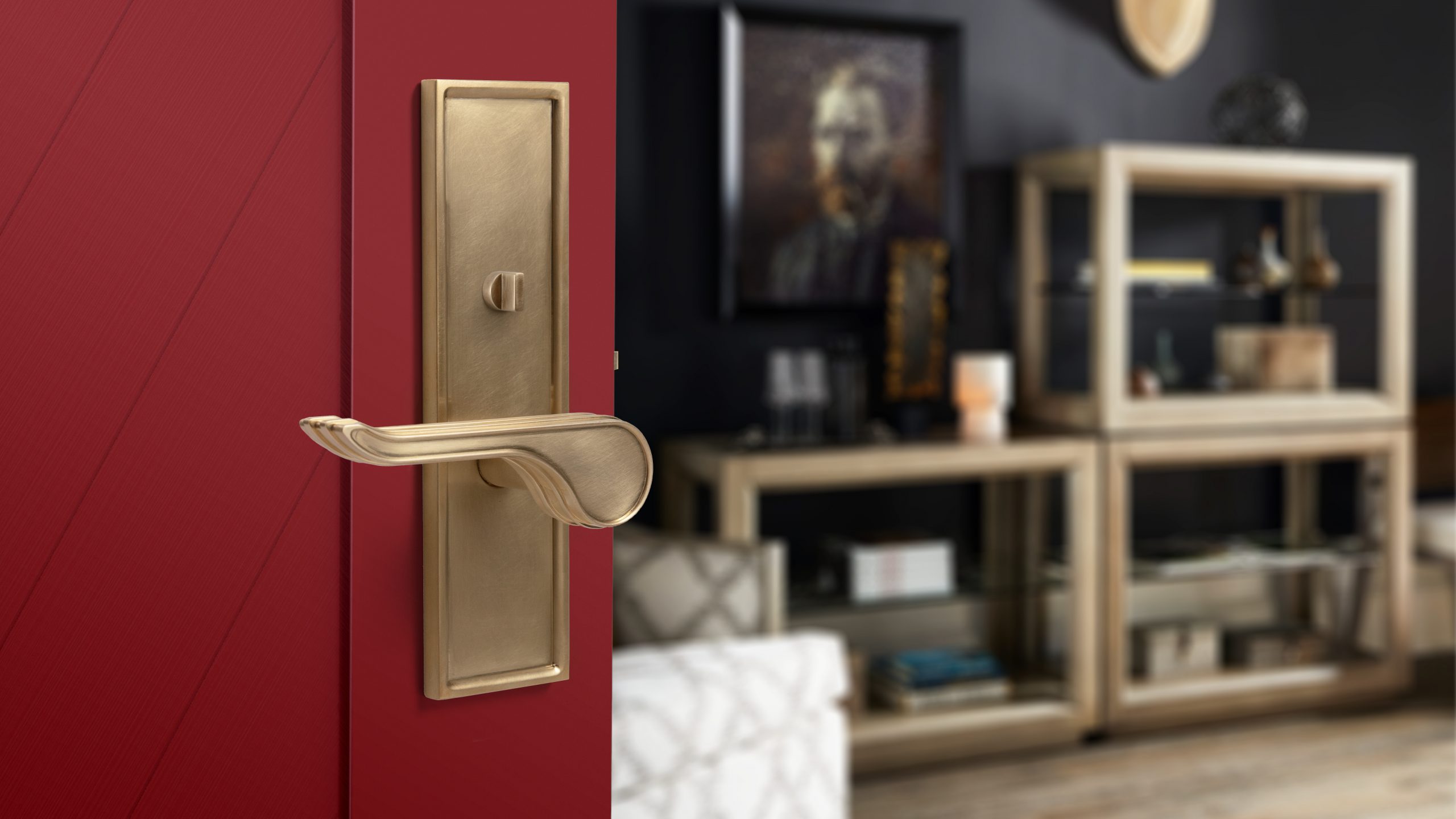 Influenced by the worlds of architecture, design, art and lifestyle, the Thom Filicia for Accurate collection of hardware features a balanced and inspired combination of thoughtfully executed details.  Pairing design with the industry’s finest manufacturing technologies at Accurate Lock 